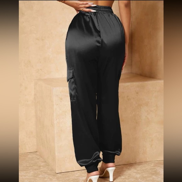 Black jogger cargo Satin Drawstring Waist Pants - Picture 5 of 8